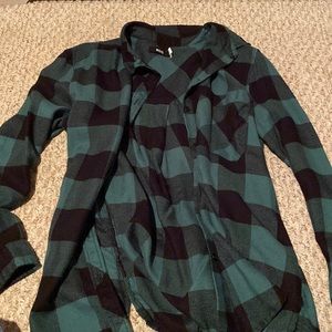 Urban Outfitters BDG Green/ Black Flannel